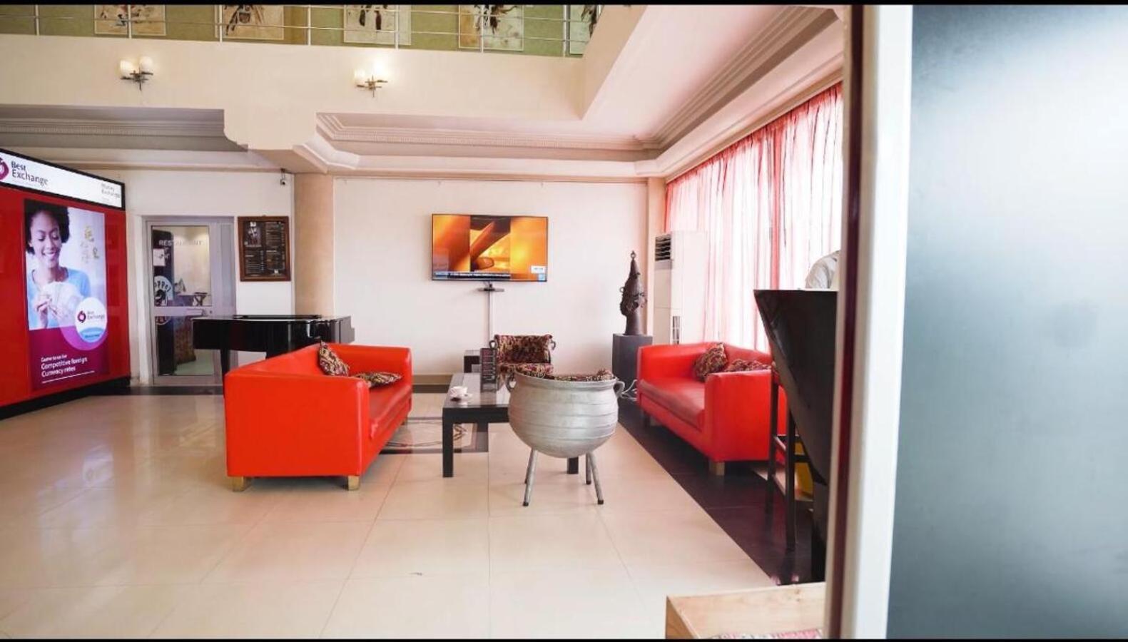 Nobila Airport Hotel Cotonou Eksteriør billede